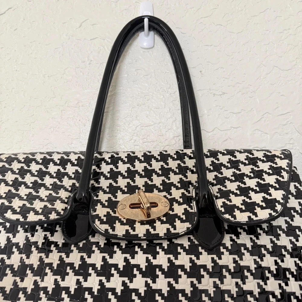 Unbranded Houndstooth Satchel Tote Womens Large Black White Glossy Patent Retro